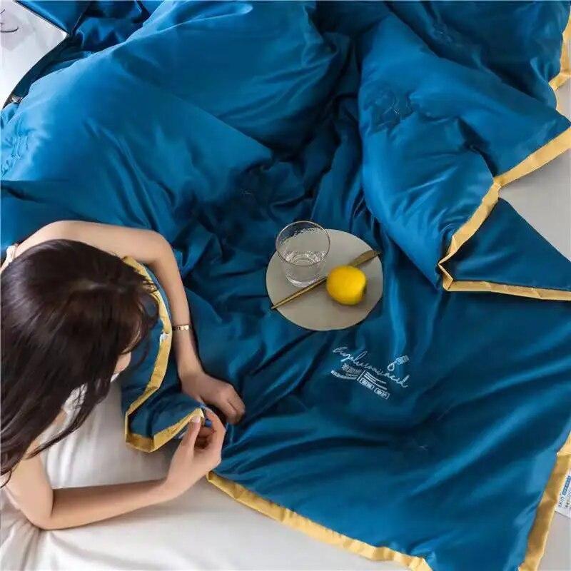 Summer Blanket Quilt Cool Feeling Hyaluronic Acid Skin Beautifying Quilt Washable Twin Queen King Bedding