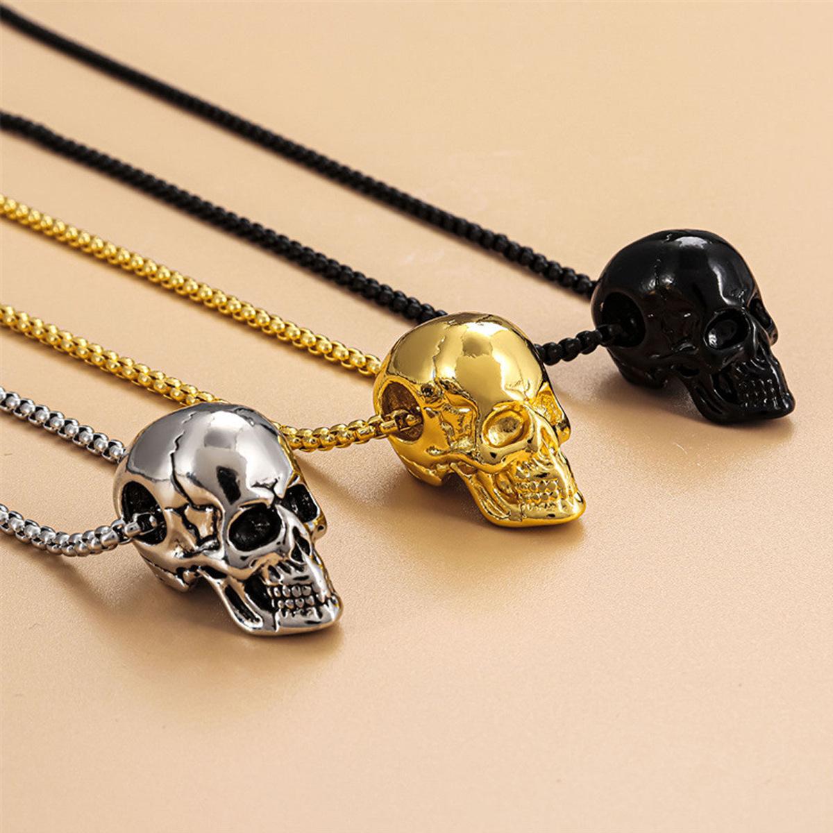 

European and American Titanium Steel Skull Necklace Punk Men s Minimalist Pendant срібний