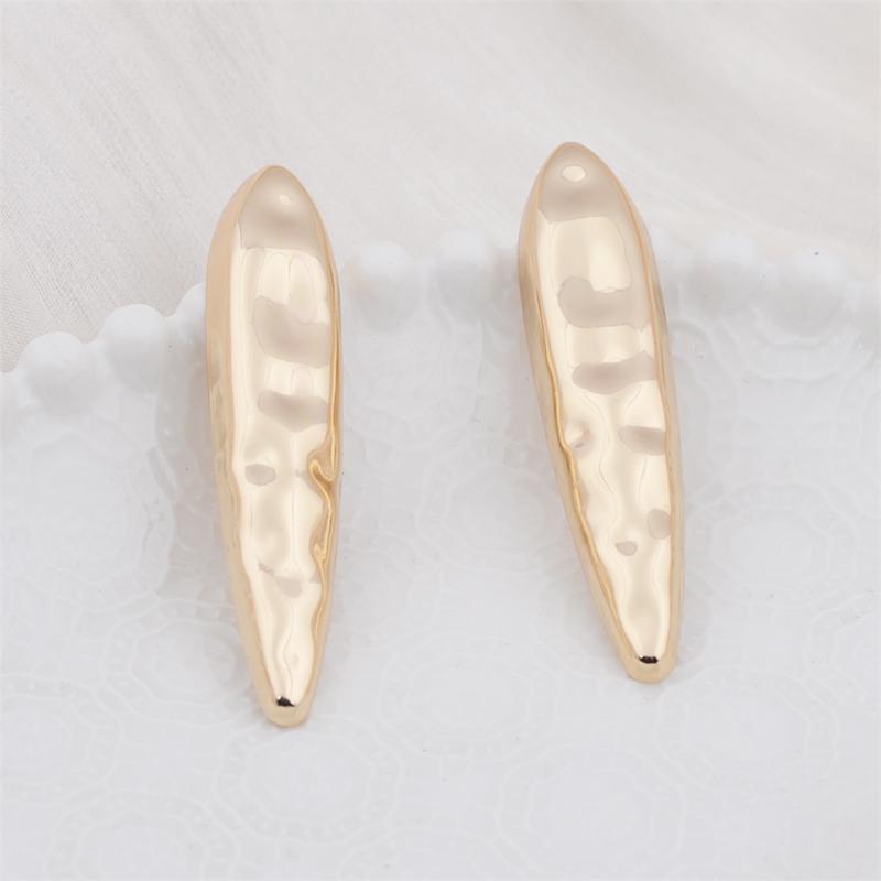 Cercei Stud Aurii Irregulați cu Ciocan pentru Femei Fată Estetică Coreeană Iubire Viața de Zi cu Zi Bijuterii Minimaliste