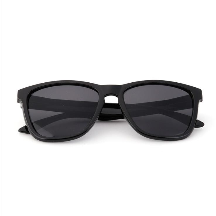 New Vintage Colorful Sunglasses Uv400 Protection Outdoor Sports Glasses Windproof Anti-Ultraviolet Hiking Climbing Goggles