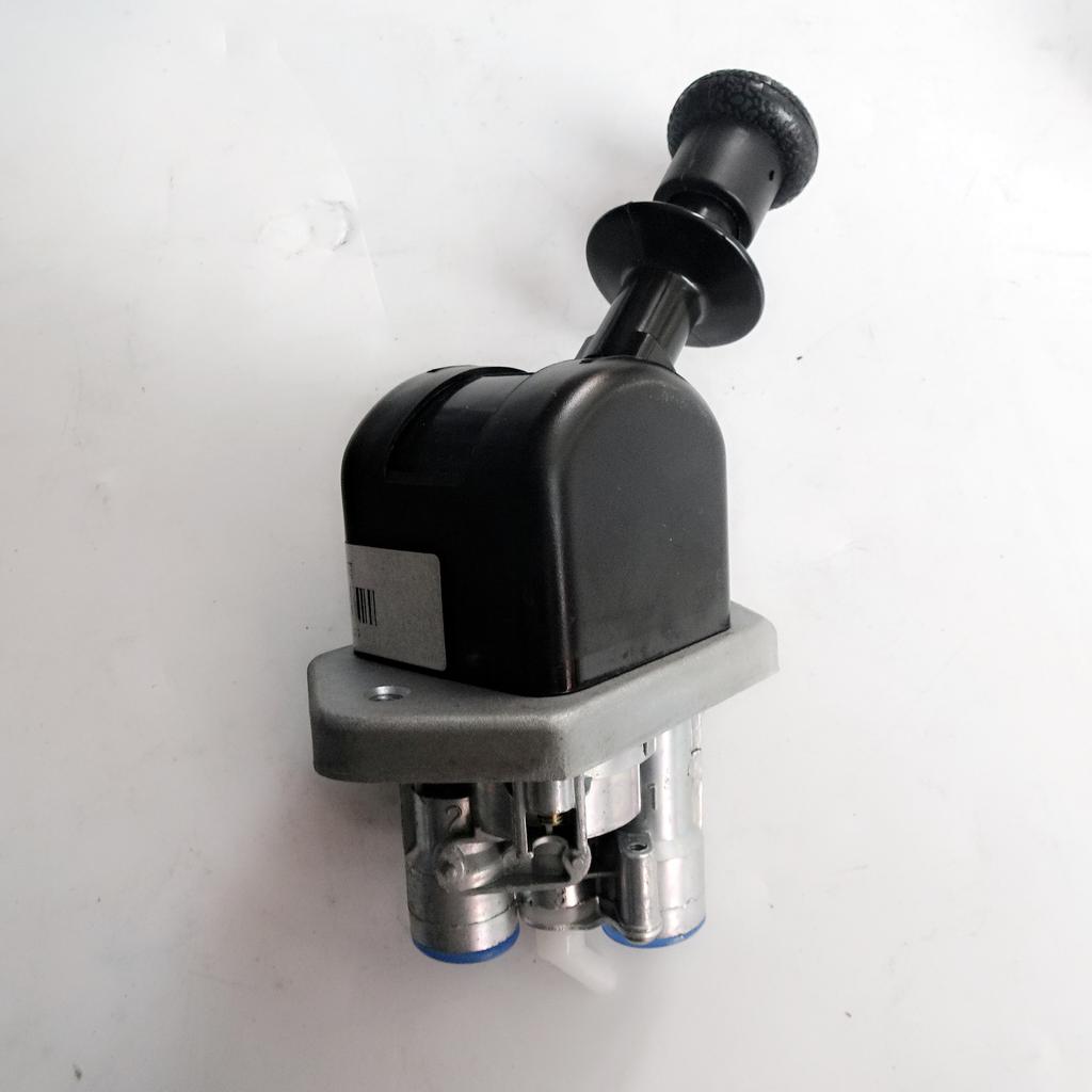 Brand New Original Hand Brake Valve 1315035300005 for Truck