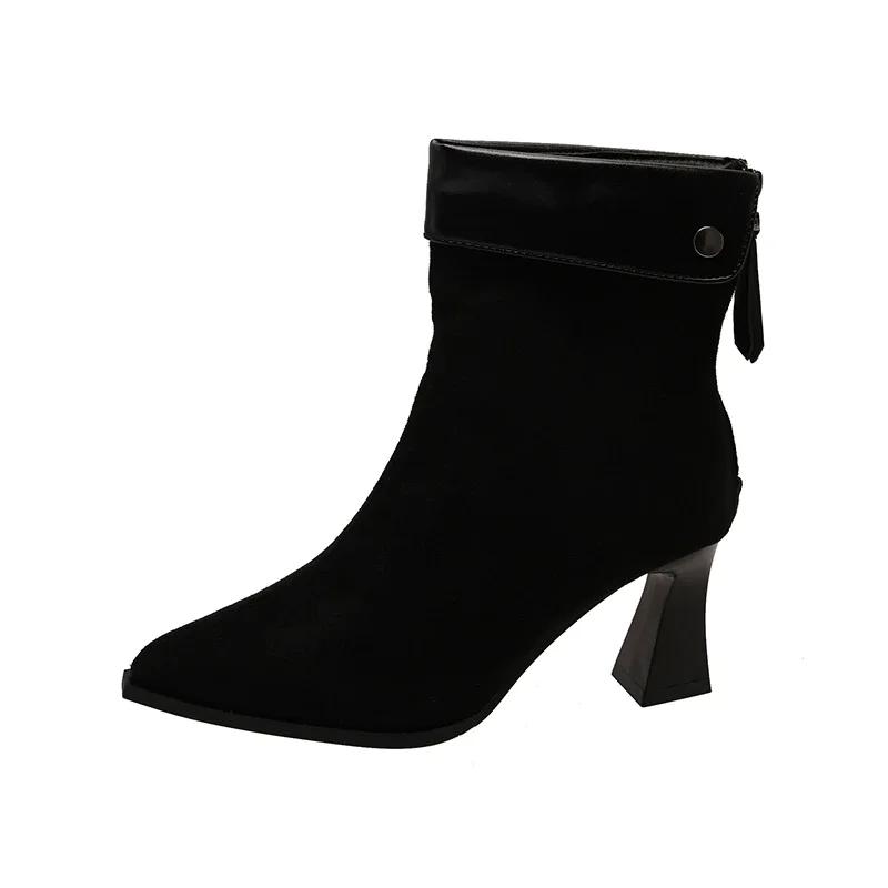 

Корейские сапоги женские на высоком каблуке 2025 зима новая замшевая универсальная модель с острым носком и блочным каблуком, ботильоны с леопардовым принтом 42