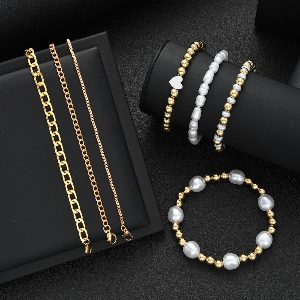 7pcs Vintage Elegant Boho Beaded Bracelet Set for Women Simple Gold Color Faux Pearl Heart Personalized Bracelets Dating Jewelry