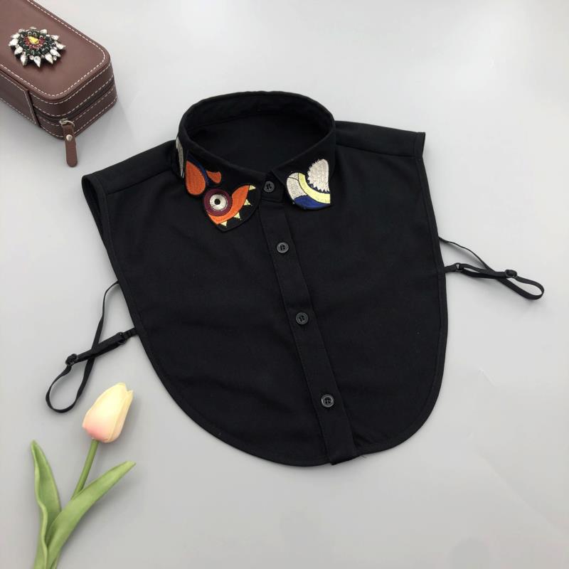 Fashion White Lapel False Collar Woman Embroidery Faux Col Half Shirt Blouse Fake Collars Sweater Shirt Detachable Collars