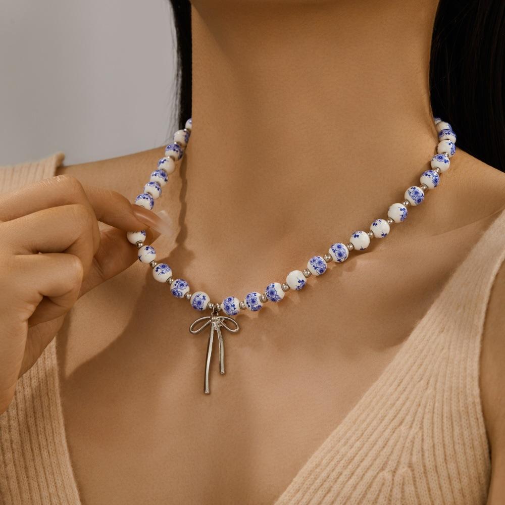 Cute Aesthetic Bowknot Pendant Necklace for Women Blue and White Porcelain Pearl Beaded Rope Chain Choker Necklaces Accessories