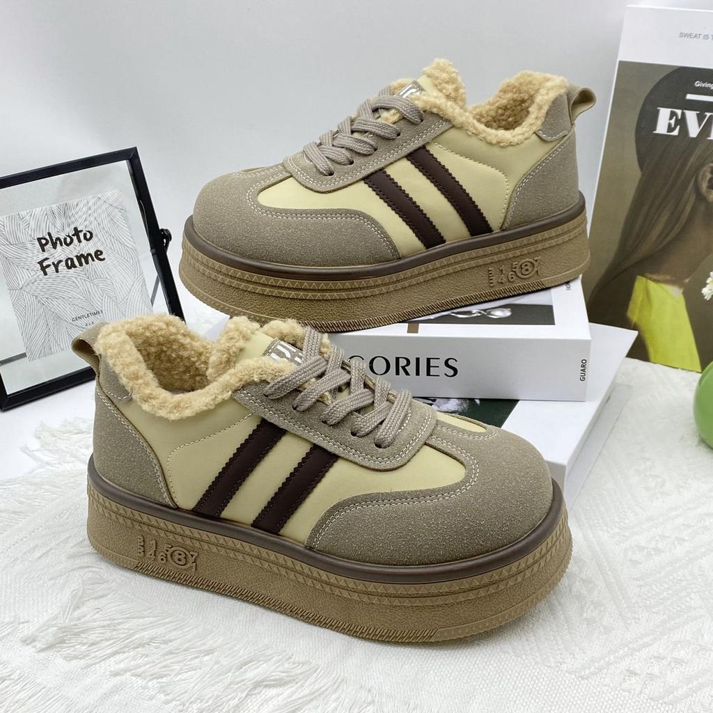 Hong Kong Style Retro Moral Training Shoes Women's 2025 New Winter Velvet Thick-soled Heightening Thermal Cotton Shoes Sports and Leisure Board Shoes