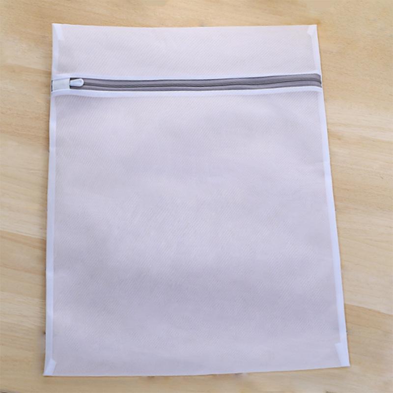 Extra Large 70g Mesh Laundry Bag Set: Anti-Tangle Wash Net for Underwear, Bras, and Sweaters
