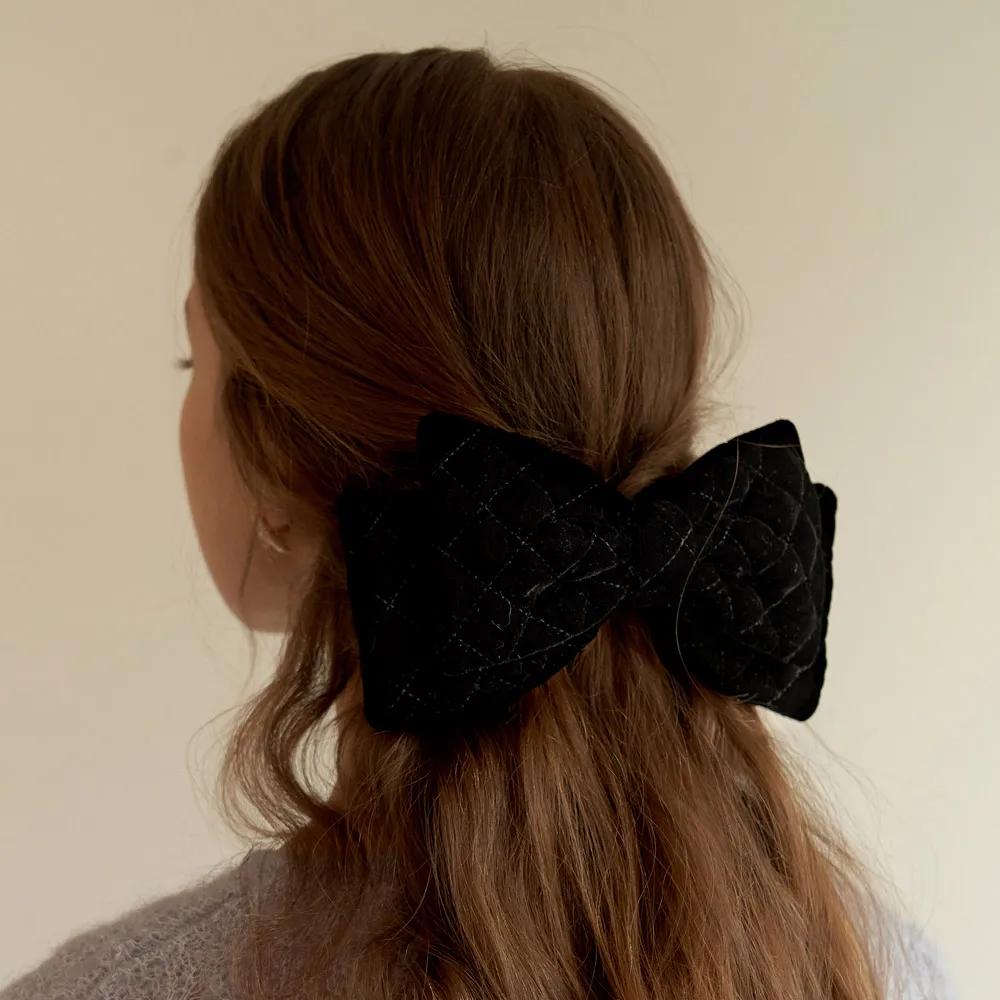 Merry Quilted Velvet Ribbon Hairpin_HB0100 Black