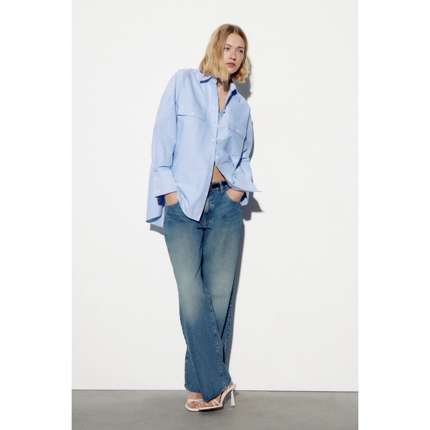 

OVERSIZE OXFORD SHIRT