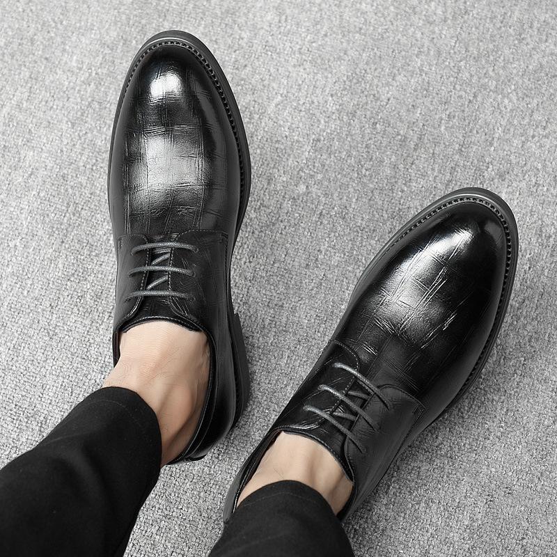 Leather shoes men's genuine leather business dress shoes British men's invisible inner height increase Derby shoes pointed embossed versatile trendy s