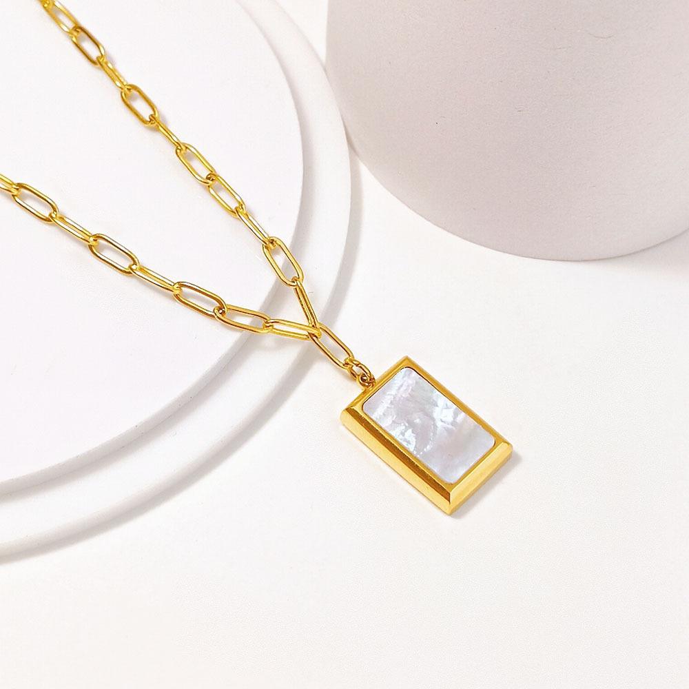 Fashion Personalized Design Square Mother Shell Necklace Popular Temperament Simple Titanium Steel Collarbone Chain Female Versatile