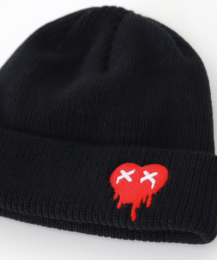 Seukaechideu My Crying Romance Logo Embroidered Short Beanie Black