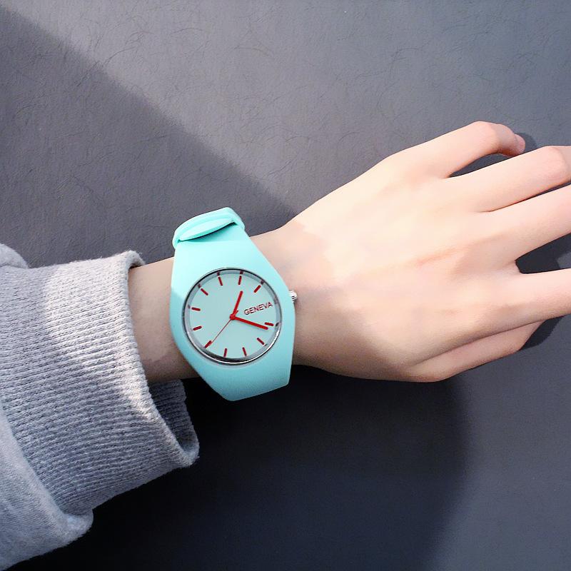 Fashion Women Watches Ladies Casual Quartz Watch Children Cartoon Silicone Sport Watches Women Jelly Watches Relogio Feminino