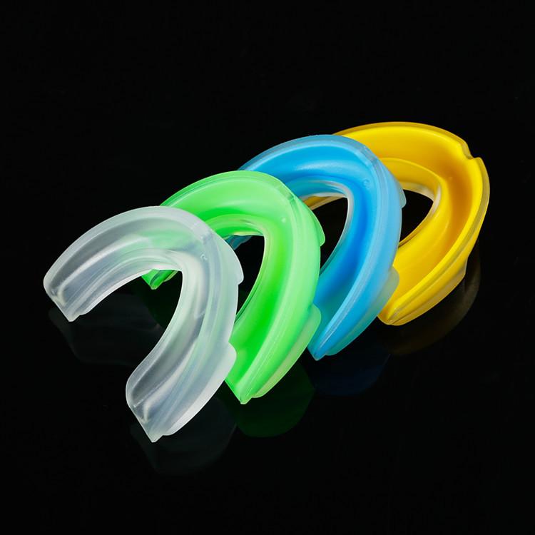 

Спортивная капа для тхэквондо, бокса и саньда Yuyue