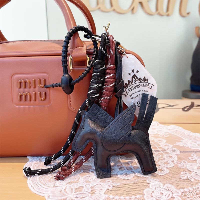 Retro Taxvalp Nyckelring med Miu-stil Chokladflätad Repsnodd