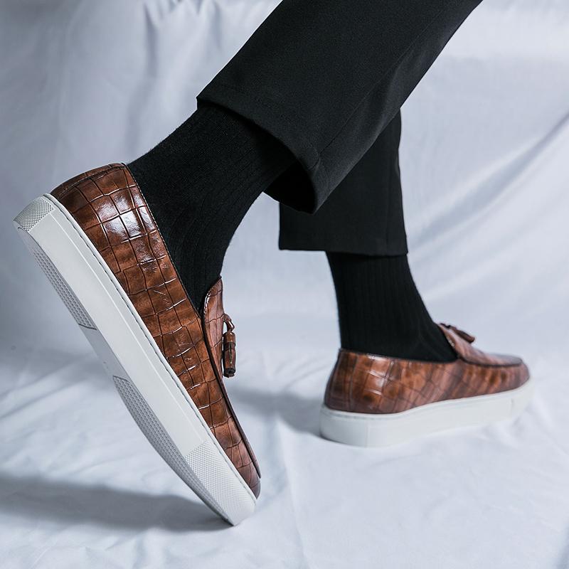 Fashion Men Senior Leather Formal Shoes Wedding Shoes Design Brand Shoes Classic Tassel Footwear Casual Comfort Driving Pointed Shoes