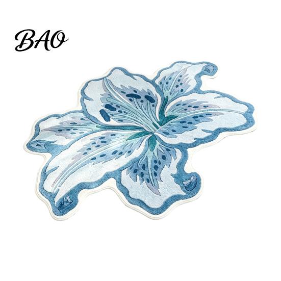 Skin Friendly Bedside Rug Lily Shape Floor Mat, Absorbent Velvet for Bathroom And Entrance, Non-slip Decorative Easy Clean Area Flower Bedroom