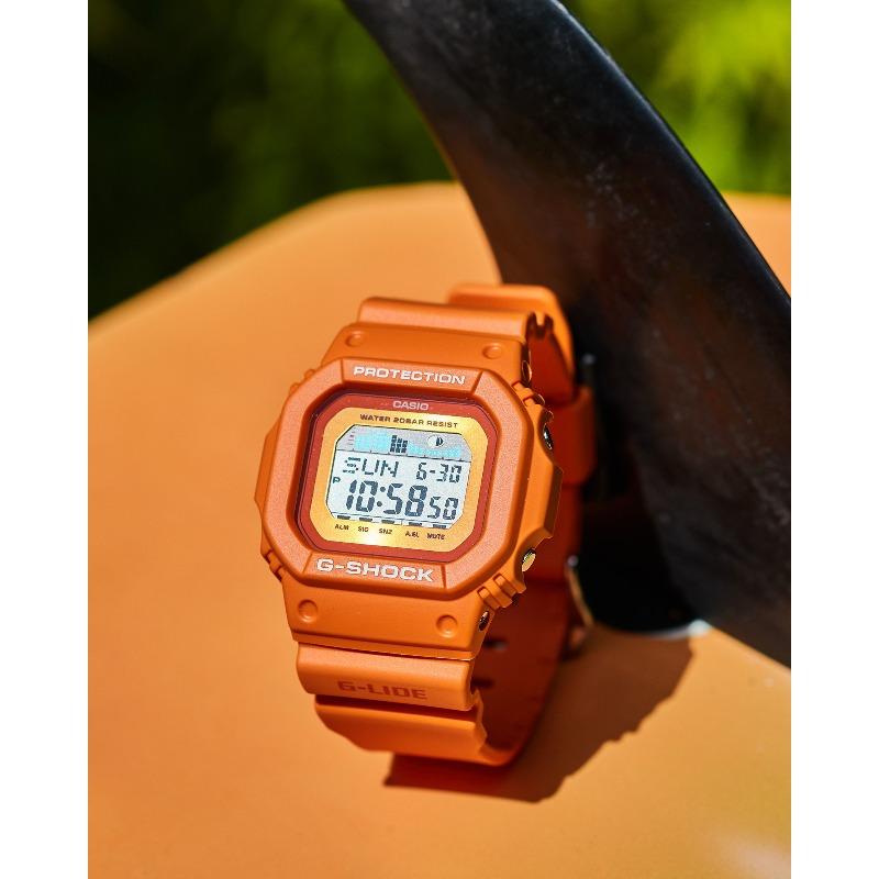 Casio G-SHOCK Men's Resin 200M Water Resistant Shock Resistant Alarm Quartz Watch GLX-5600RT-4