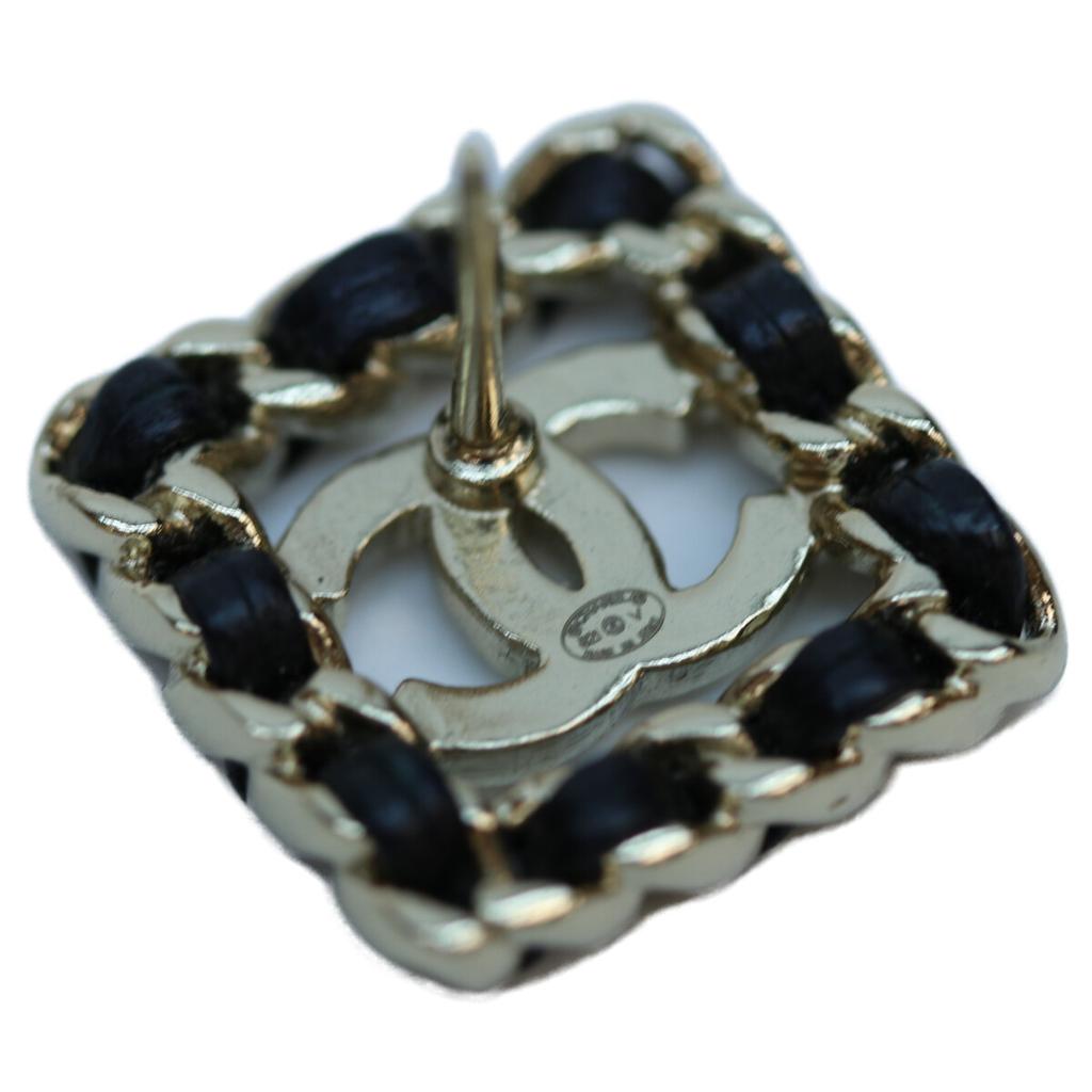 Chanel B21V Gold Plated Rhinestone Braided Square Earrings Earring goldUsed