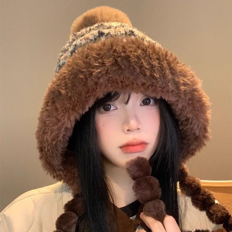 Wind straps Plush ear caps Children's thickened warm knitted caps in autumn and winter Show small face Wool hat tide