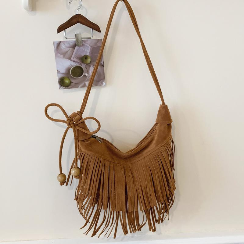 Retro Niche Fringed Messenger Bag Women's Autumn New Popular High-value Single Shoulder Messenger Bag