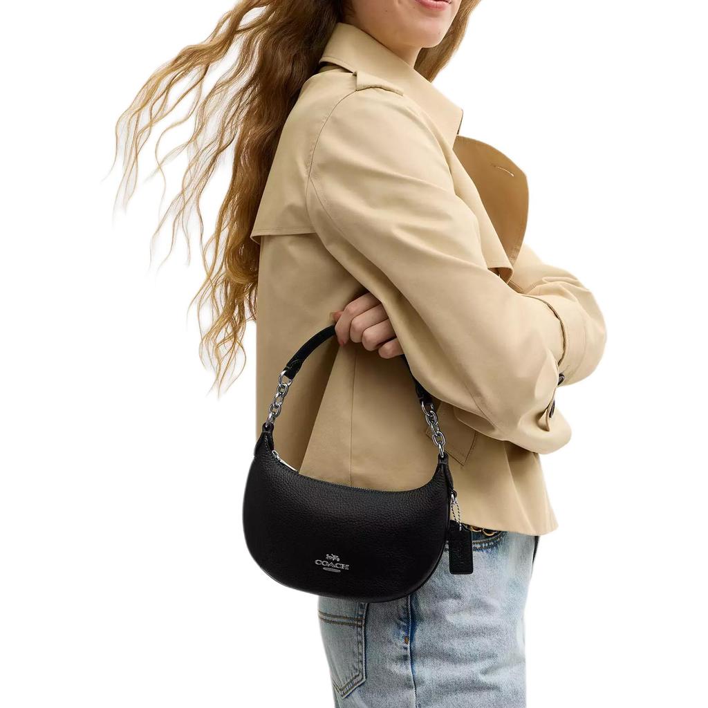 Coach Payton 21 Klassisch Silbernes Etikett Reißverschluss Multifunktionale Tasche Raffiniertes Kieselstein-Leder Handtasche Kleine Damenhandtaschen Schwarz CEL08-SVBK