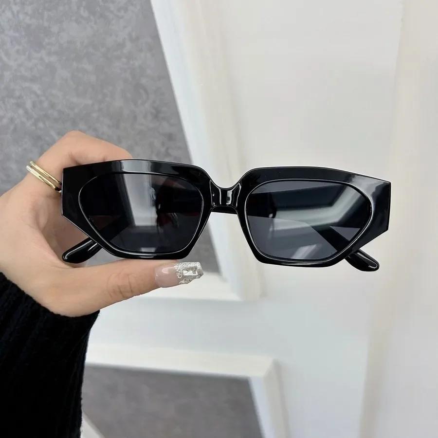 Cute Square Designer Sunglasses Women Men Small Frame Stylish Sun Glasses Female Male Brand Fashion