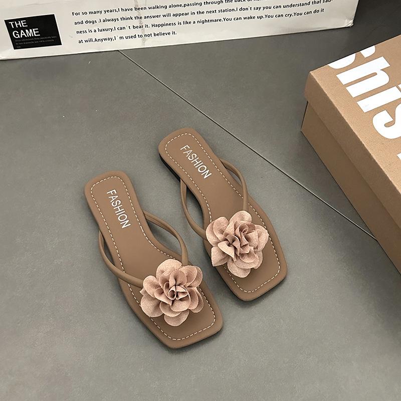 New Seaside Beach Shoes Korean Version of Women's Summer Fashion Flat Bottom Simple Solid Color Pearl Toe Flip-flops Shoes Versatile