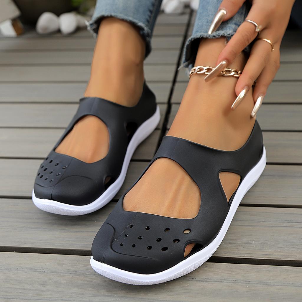 Fashion Women Sandals 2025 New Summer Transparent Nurse Shoes for Women Fashion Lightweight Outdoor Beach Jelly Sandals Zapatos De Mujer
