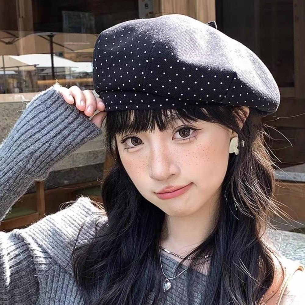 Keep Warm Women Painter Hat Cotton Women Octagonal Cap Fashion Polka Dot Beret Hat  Girl