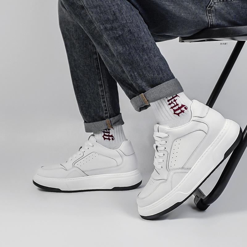 Schwarz-weiße Panda-Herrenschuhe sind atmungsaktiv und leicht, und 7 cm dicke Plateauschuhe sind modische und vielseitige Herren-Sportschuhe.