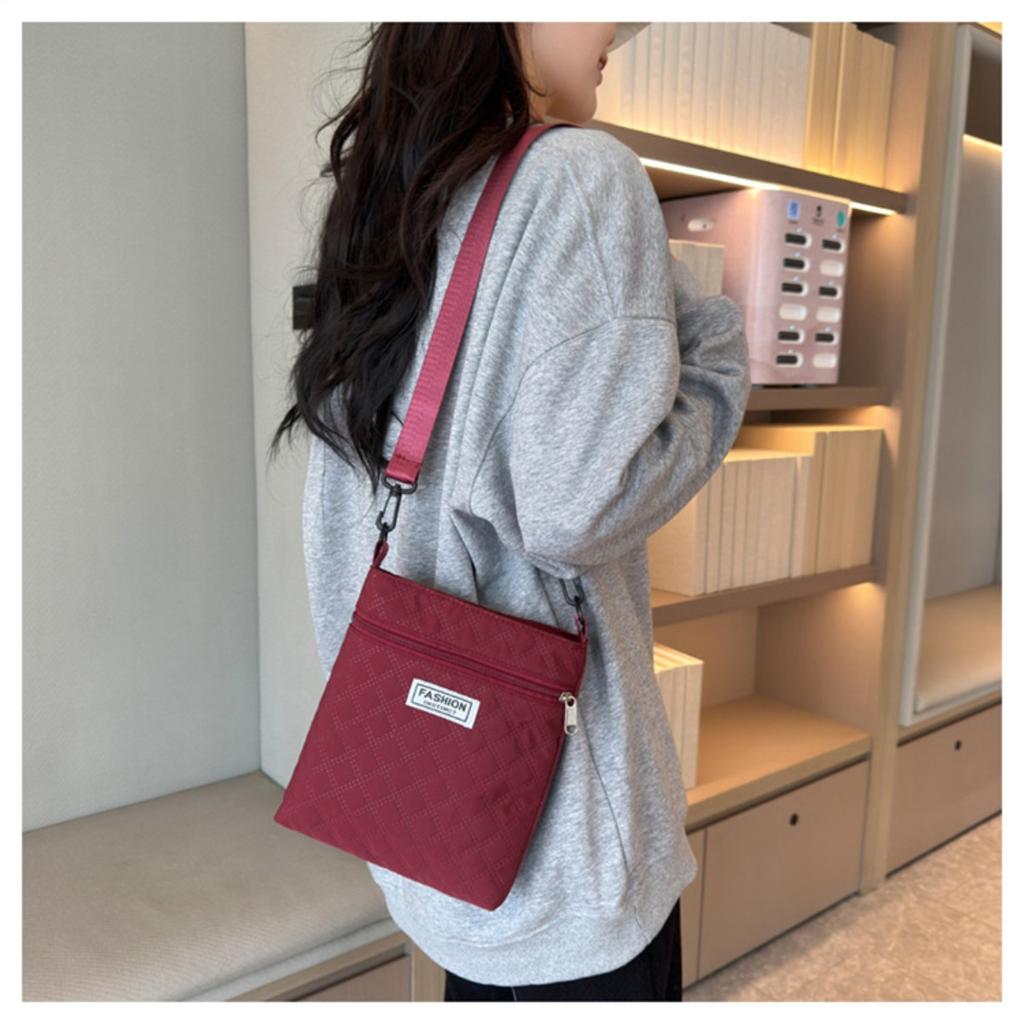 Borsa a tracolla semplice a griglia di diamanti a tinta unita per donna, borsa a spalla casual, borsa a tracolla piccola quadrata leggera e versatile