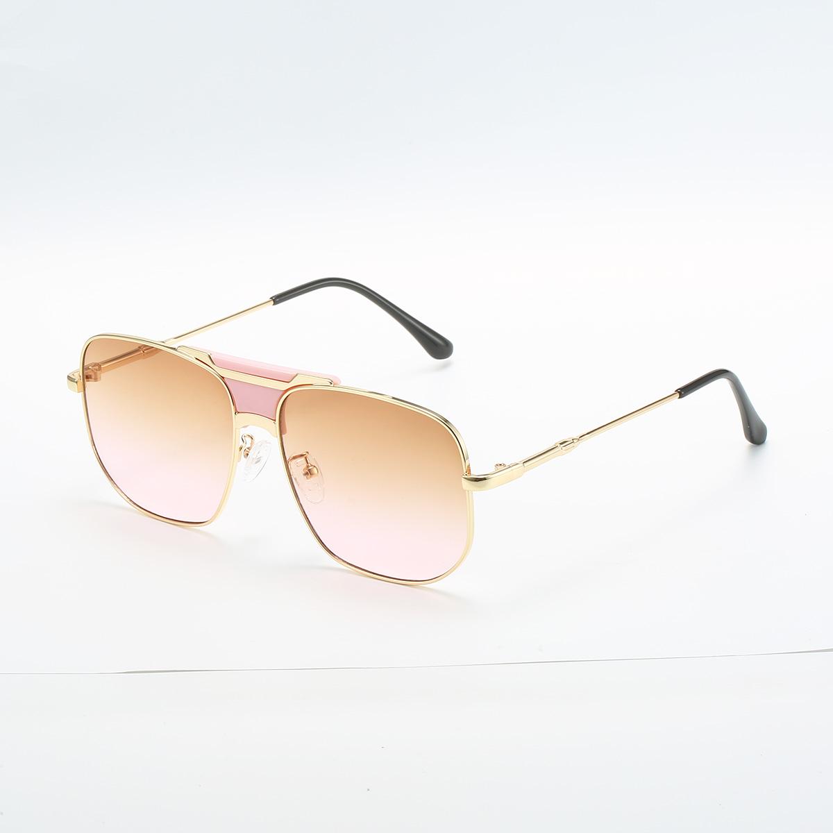 

Latest Stylish Female Designer Luxury Sun Eyewear Sexy Square Frame Cat Eye Sunglasses Female Retro UV Protection 400 Eyewear