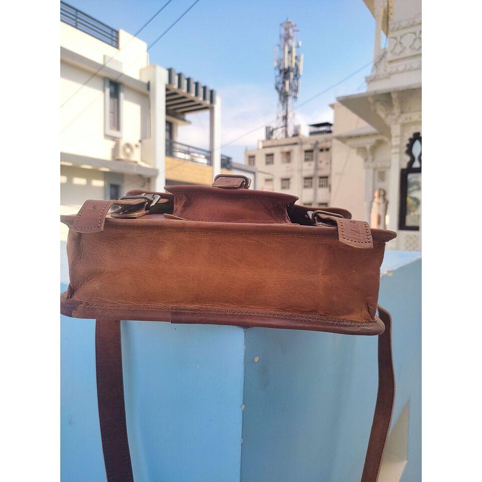 Vintage Crafts Borsa Da Moto In Vera Pelle Di Capra | Marrone | Dimensioni 30,5x25,4x8,9 Cm | Tasca Frontale E Scomparti Interni