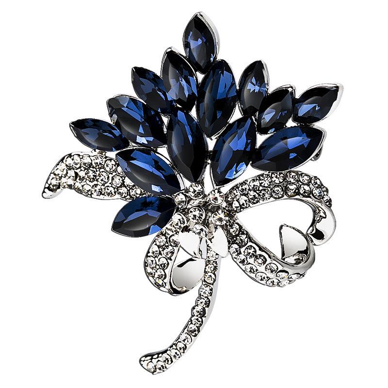 High-End Rhinestone Brooch Pin: Retro Jewelry Corsage for Men and Women