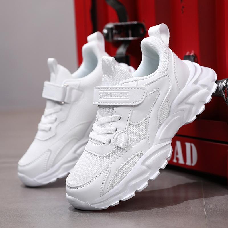 Fujian 2025 Herbstmarke für mittlere und ältere Kinder Kindersport Doppeltes Netz Atmungsaktiv Leichter weicher Boden Campus Neu Männlich