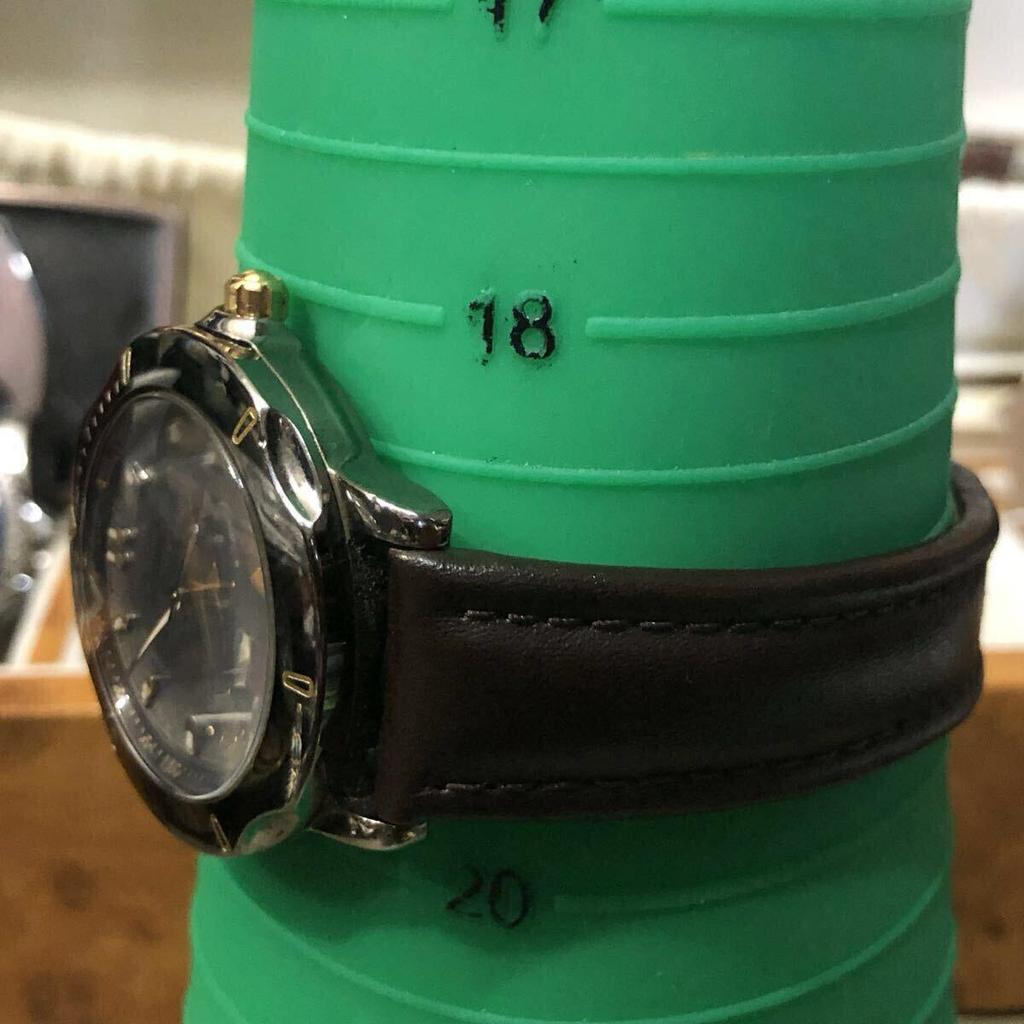 Used [Immediate decision/Free shipping] ORIENT QUARTZ C7706F-50 150M waterproof Orient quartz men's watch Used watch Many brand watches listed
