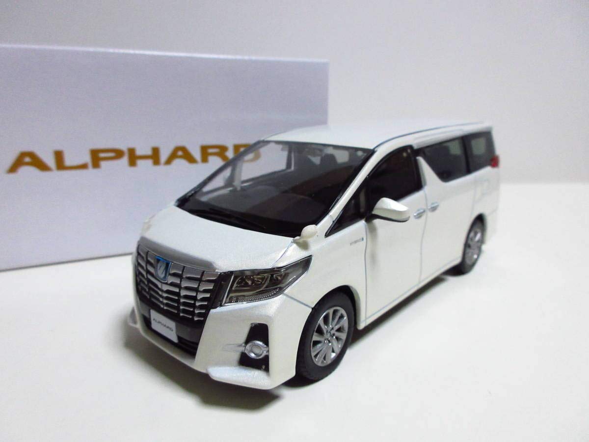 

Toyota New Alphard Early ALPHARD Color Sample Not for Sale Minicar Luxury White Pearl Crystal Shine 1/30 білий