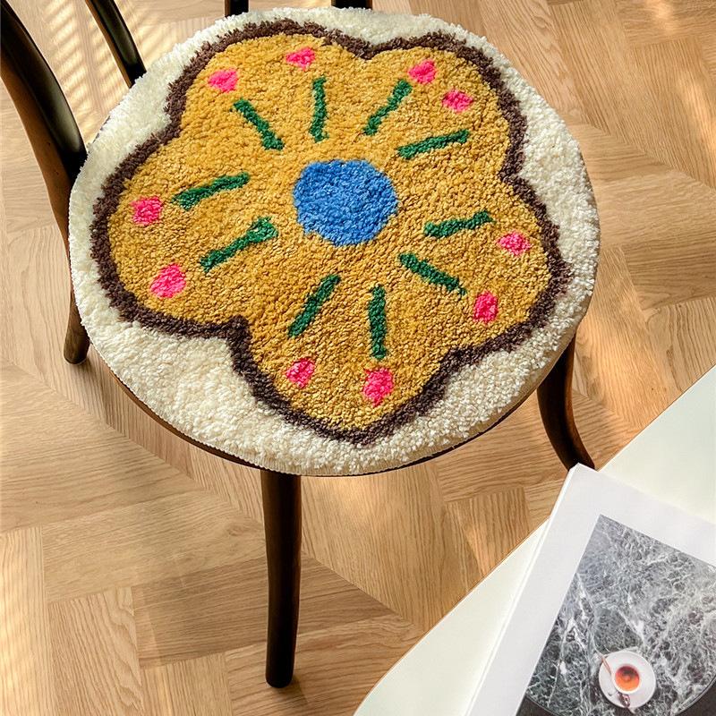 

Personalized Cartoon Love Tufted Flocking Cushion Bathroom Non-slip Absorbent Carpet Bathroom Foot Mat Soft Sofa Cushion 40x40cm жёлтый