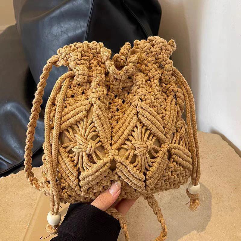 Women's Large Capacity Straw Woven Handbag Summer High-End Feel Crossbody Bucket Bag Soft Material Hand-Held Fashion Accessory