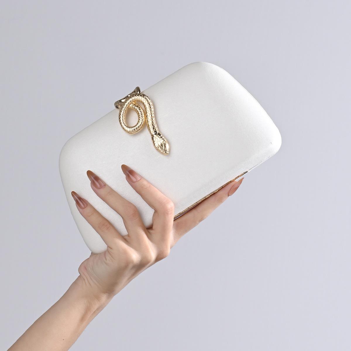 

2025 Snake Bucket Evening Bags Luxury Solid Chain Shoulder Crossbody Bags Party Wedding Clutch Women Elegant Dinner Bag 11-20-4 cm слонова кістка