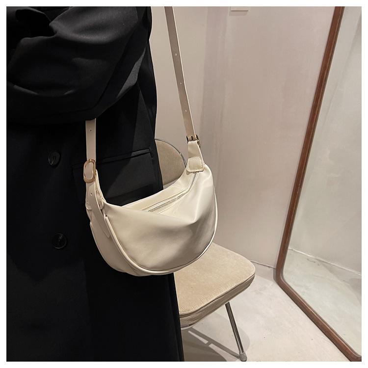 Women's Faux Leather Crescent Bag, Soft Dumpling Shoulder Crossbody Purse, Zipper Closure Handbag for Daily Use