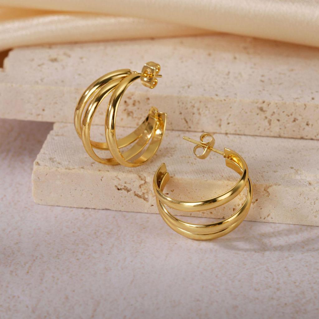 2025 Lightweight Luxury Titanium Steel Earrings: Colorfast High-End Ear Cuffs for Women