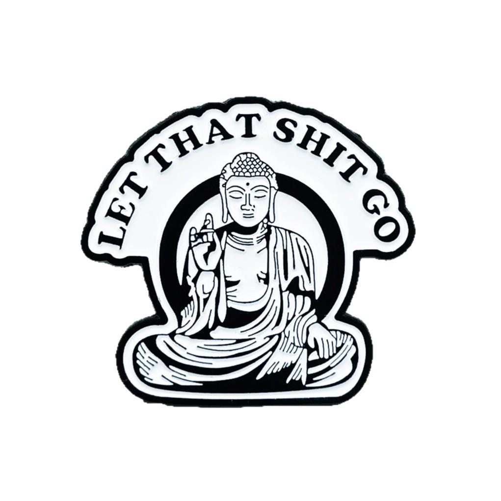 Personalisierte Buddha-Brosche: Meditationslegierung mit Tropföl und englischem Buchstaben für Modeaccessoires oder Rucksackabzeichen.