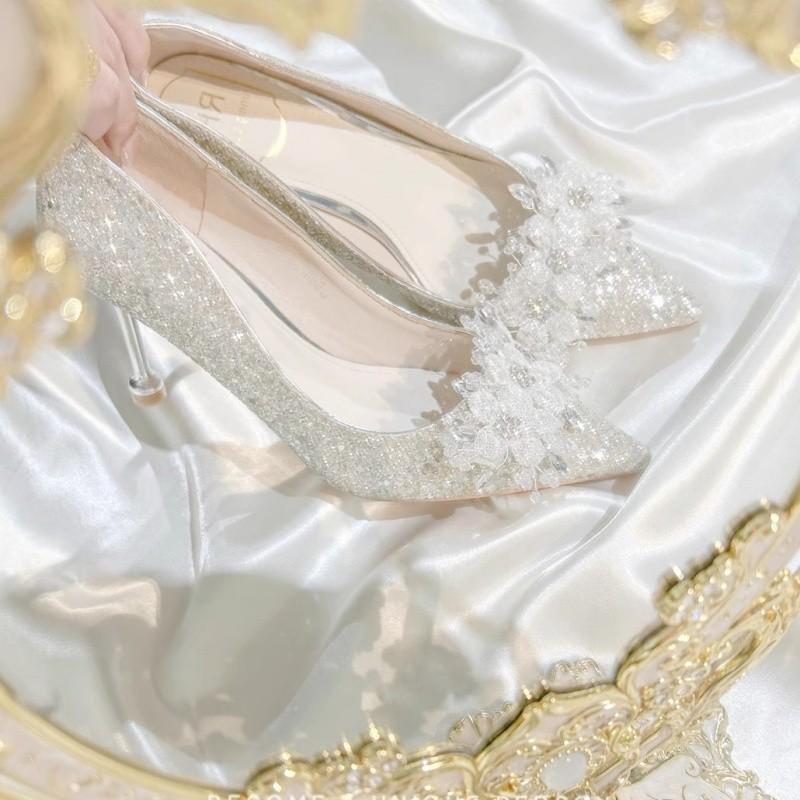 Fashion Brand Design Sequin Cloth Wedding Shoes Women 2025 Summer Pointed Toe High Heel Party Dress Pumps Luxury Glitter Flower Shoes