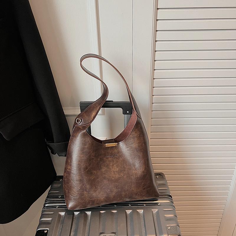 Premium retro bag women's new autumn and winter fashion shoulder bag large capacity commuter tote bag