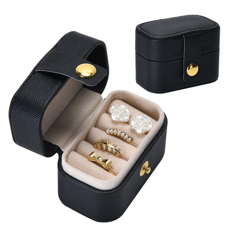 

Korean Style Mini Zipper Jewelry Box: Portable Storage for Necklaces & Rings