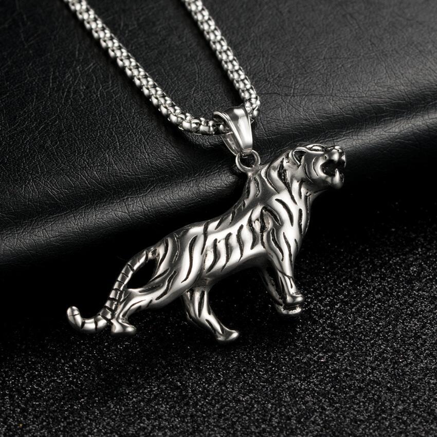 Collier pour homme en acier titane et titane, pendentif tendance, motif tigre dominateur