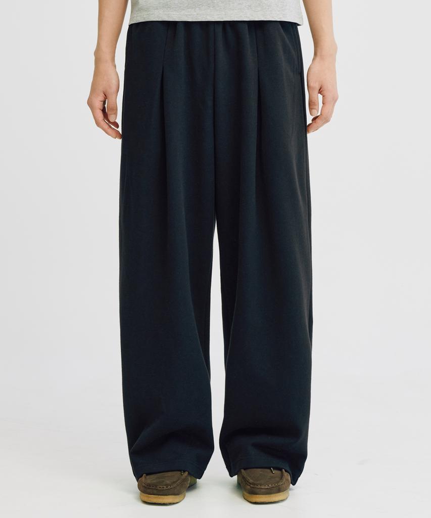 TAKEASY Essential Wide Sweatpants (Black)