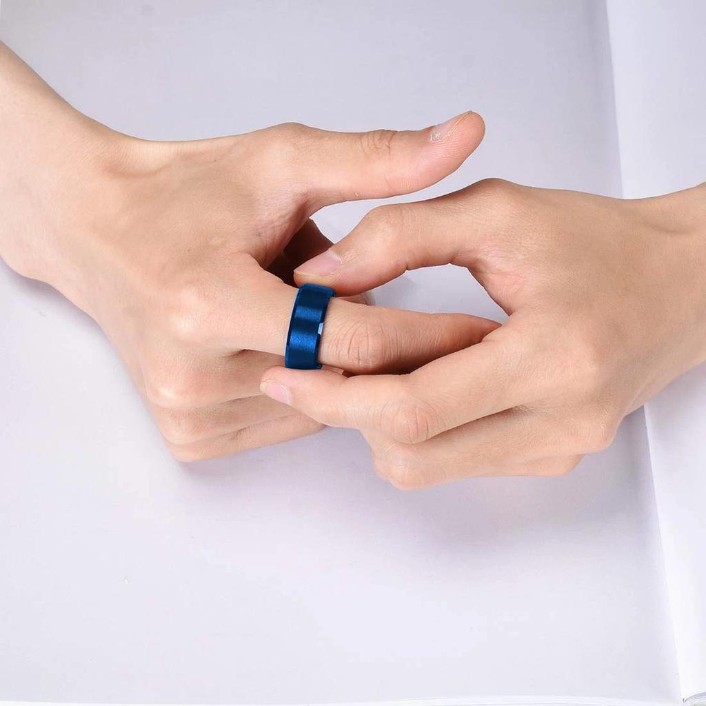 Einfache 8mm Blaue Edelstahlringe für Männer Frauen Blaues Mattes Finish Abgeschrägte Polierte Kante Herrenringe Ehering Schmuck Geschenk